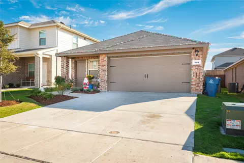 904 Corral St, Royse City, TX 75189