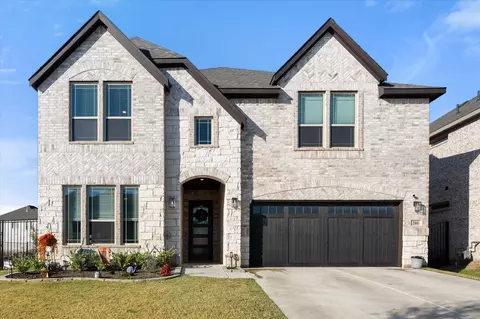 201 Blackbird Dr, Aledo, TX 76008