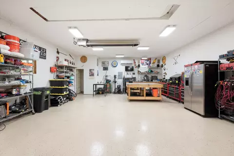 404 E Wall St, Grapevine, TX 76051 photo 39