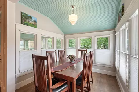 404 E Wall St, Grapevine, TX 76051 photo 25