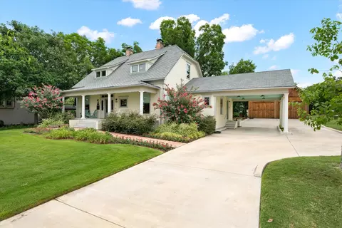 404 E Wall St, Grapevine, TX 76051 photo 6