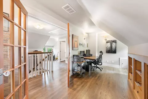 404 E Wall St, Grapevine, TX 76051 photo 33