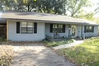 308 E 8th St, Kemp, TX 75143