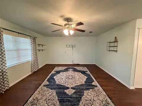 Living - 308 E 8th St, Kemp, TX 75143 photo 1 of 3