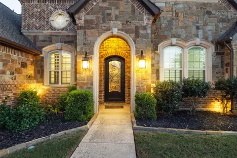 Exterior - 804 Arthur Ct, Keller, TX 76248 photo 2 of 3
