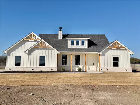 1009 Sabrina Ct, Weatherford, TX 76085