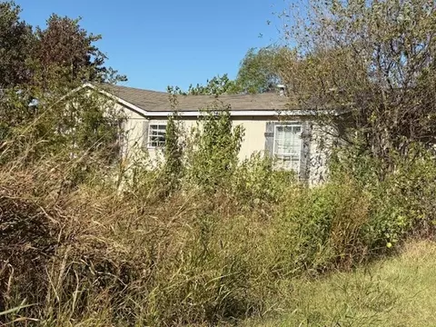 8300 County Road 913, Godley, TX 76044