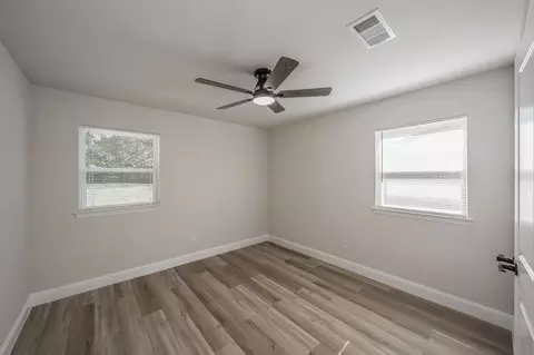 Bedroom - 1006 N Ector Dr, Euless, TX 76039 photo 9 of 12