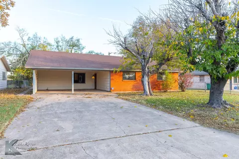 606 Bryant Rd, Clyde, TX 79510