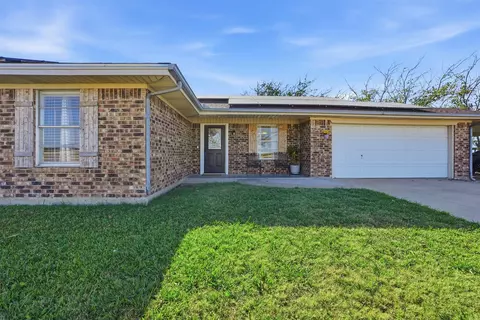 3048 S Highway 171, Cleburne, TX 76031