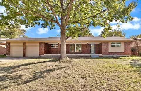 4724 Mackey Dr, North Richland Hills, TX 76180