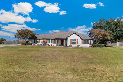 849 Sherry Ln S, Krugerville, TX 76227
