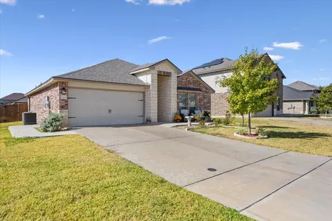 11204 Echo Dr, Waco, TX 76708