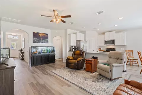 Entry Way - 11204 Echo Dr, Waco, TX 76708 photo 2 of 3