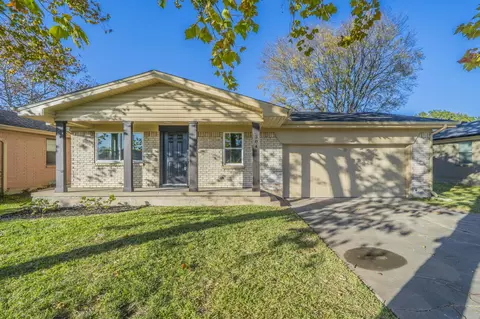 304 E Hazelwood St, Princeton, TX 75407