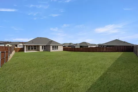 Exterior - 808 Stone Eagle Dr, Azle, TX 76020 photo 4 of 4
