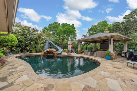 7125 Fish Pond Rd, Waco, TX 76710