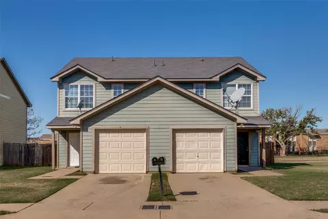 4530 Alamosa St, Fort Worth, TX 76119
