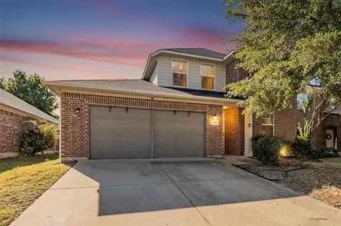 1260 Mountain Air Trl, Fort Worth, TX 76131