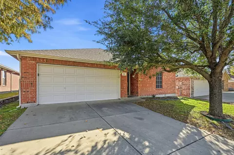 614 Lincoln Ave, Lavon, TX 75166