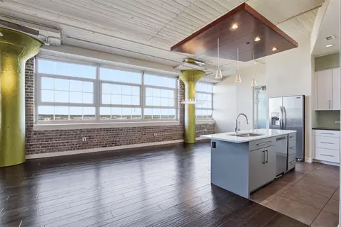 2600 W 7th St #2508, Fort Worth, TX 76107