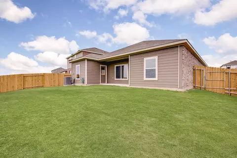 420 Watson Ct, Venus, TX 76084 photo 2