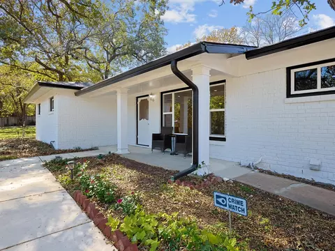 2104 Montclair Dr, Fort Worth, TX 76103