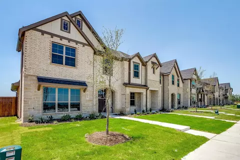 815 Homeplace Cir, Mansfield, TX 76063