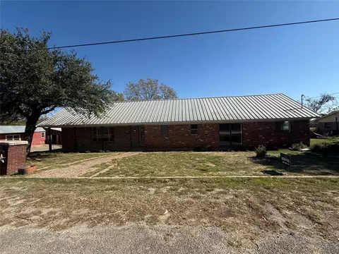 1102 Chilton St, Weatherford, TX 76086