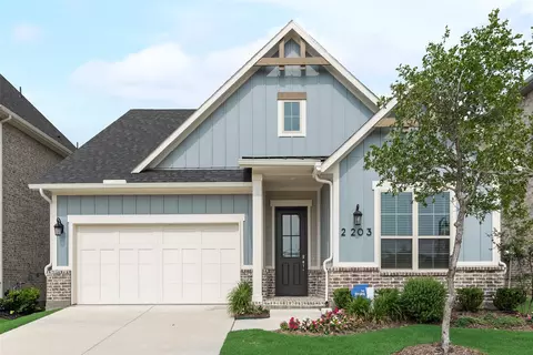 2203 Santa Monica Dr, Rowlett, TX 75088