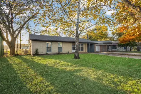 504 Churchill Way W, Sherman, TX 75092
