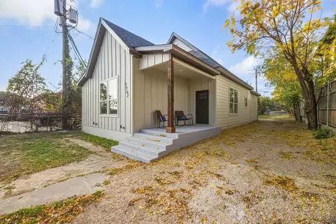 1307 Clinton Ave, Fort Worth, TX 76164