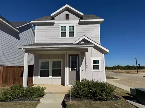 1400 Avocado Ln, Gainesville, TX 76240