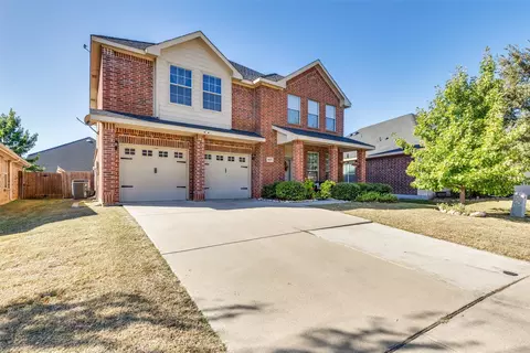 9237 Tierra Verde Dr, Fort Worth, TX 76177
