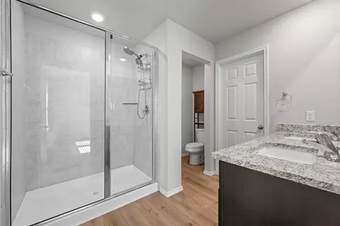 Bath - 2709 Sherco Rd, Lorena, TX 76655 photo 2 of 2