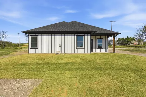 Other - 412 E Ball St, Tom Bean, TX 75489 photo 5 of 5