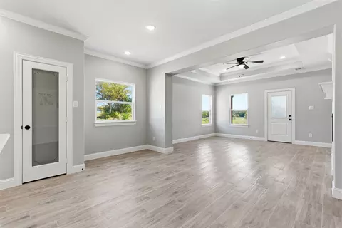 Living - 412 E Ball St, Tom Bean, TX 75489 photo 2 of 3