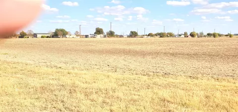 104 Anderson Rd, Waxahachie, TX 75165