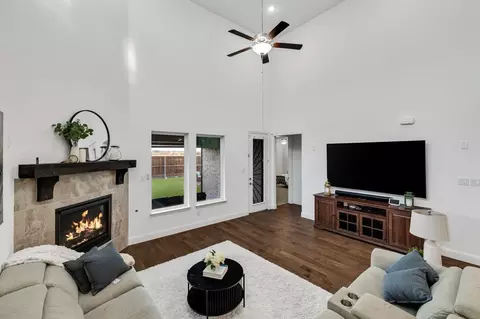 2401 Silver Leaf Dr, Northlake, TX 76226