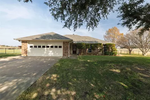 104 Old Rock Rd, Aledo, TX 76008