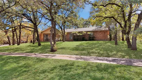 3925 Trisha Val Ct, Arlington, TX 76016