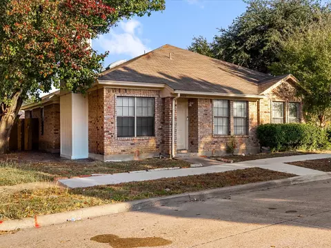 1023 Tennessee Trl, Arlington, TX 76017