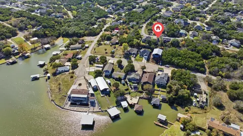 2707 Austin Dr, Granbury, TX 76048