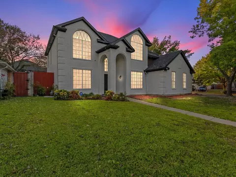 4501 Westbriar Ln, Grand Prairie, TX 75052