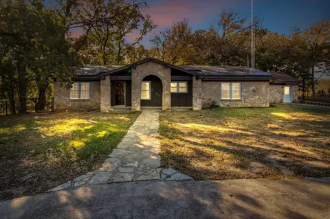 161 Cochran Rd, Weatherford, TX 76085