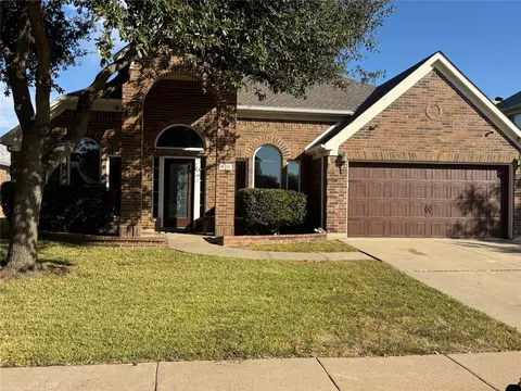 920 Chestnut Ave, Burleson, TX 76028
