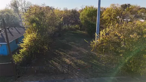 4009 Hammerly Dr, Dallas, TX 75212