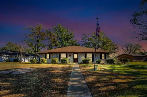 310 Rash Ln, Terrell, TX 75160