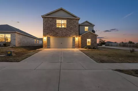 148 Point Rider Rd, Newark, TX 76071