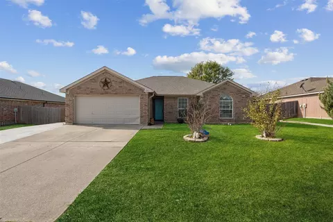 541 Marybeth Dr, Burleson, TX 76028